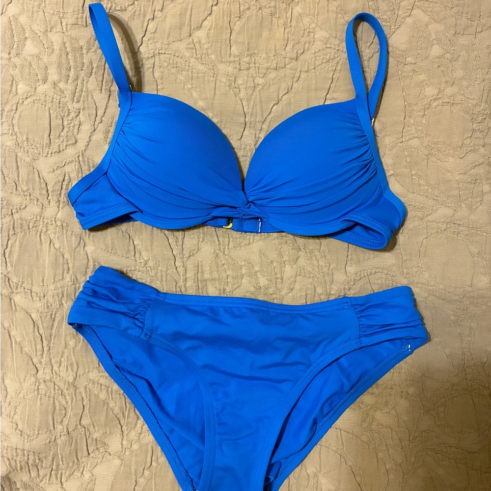 La Blanca Women’s Blue Two-Piece Bikini Swim Set